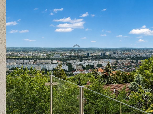 Eladó téglalakás, Budapesten, III. kerületben, Haránt utcában