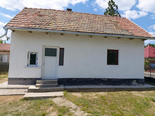 Eladó családi ház, Hernádon 19.9 M Ft, 1 szobás