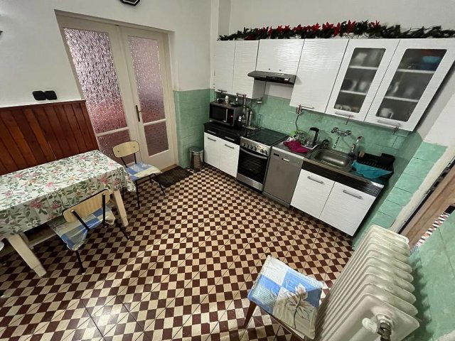 Eladó családi ház, Budapesten, IV. kerületben 99 M Ft