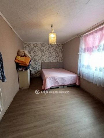 Eladó családi ház, Érden 44.5 M Ft, 3 szobás