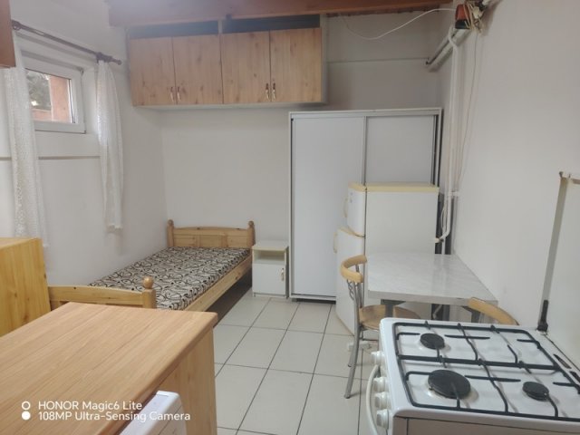 Kiadó téglalakás, albérlet, Gyálon 150 E Ft / hó, 1 szobás
