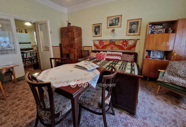 Eladó családi ház, Debrecenben 36.99 M Ft, 1 szobás