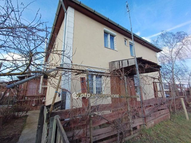 Eladó családi ház, Baktalórántházán 32.9 M Ft, 6 szobás
