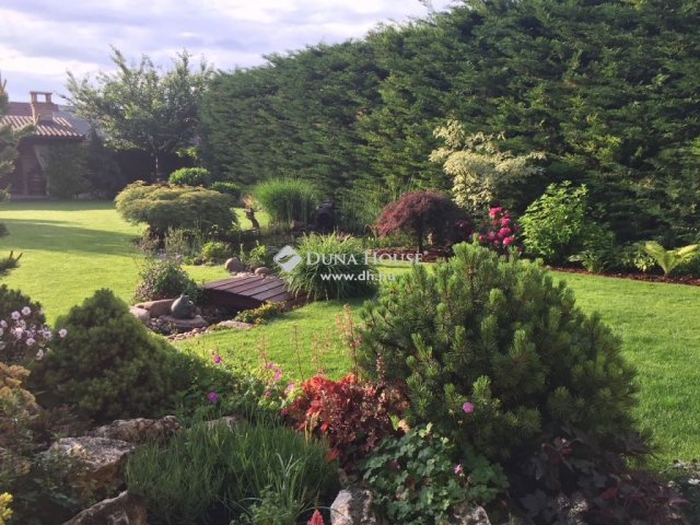 Eladó családi ház, Bonyhádon 119 M Ft, 5 szobás