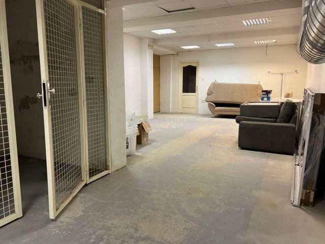 Eladó üzlethelyiség, Budapesten, XI. kerületben 140 M Ft