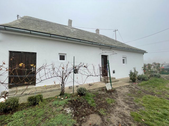 Eladó családi ház, Mezőzomboron 14.6 M Ft, 3 szobás