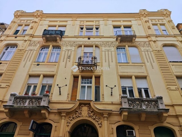 Eladó téglalakás, Budapesten, VIII. kerületben 56 M Ft, 1 szobás