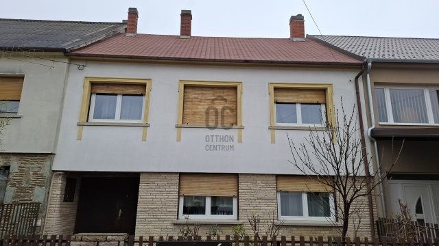 Eladó családi ház, Szombathelyen 79 M Ft, 4 szobás