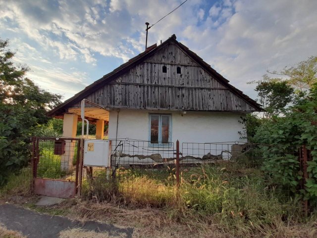Eladó családi ház, Békéscsabán 5.5 M Ft, 2 szobás