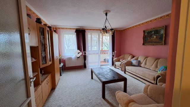 Eladó panellakás, Balatonfüreden, Köztársaság utcában