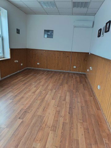 Eladó iroda, Kaposváron 64.9 M Ft, 6+1 szobás