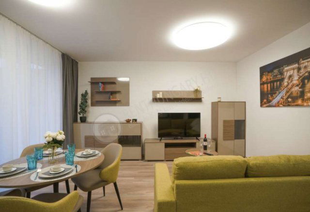 Eladó téglalakás, Budapesten, VIII. kerületben, Dankó utcában