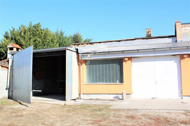 Kiadó ipari ingatlan, Budapesten, XX. kerületben 350 E Ft / hó