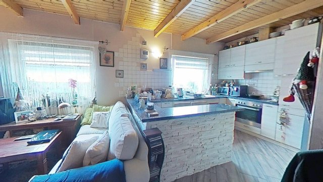 Eladó családi ház, Lábatlanon 55 M Ft, 1+2 szobás
