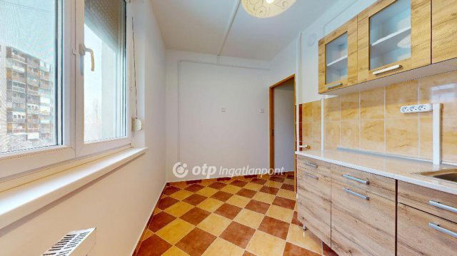 Eladó panellakás, Miskolcon 34.9 M Ft, 2 szobás