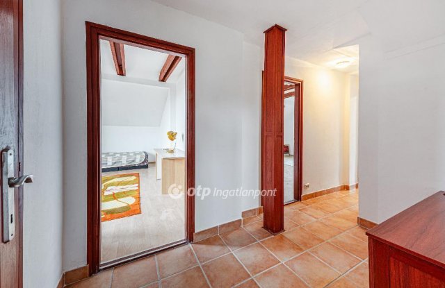 Eladó családi ház, Budaörsön 229 M Ft, 4 szobás