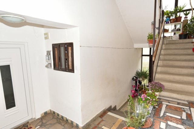 Eladó családi ház, Veszprémben 84.9 M Ft, 3 szobás