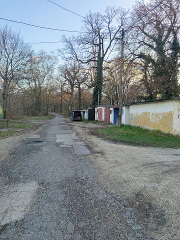 Eladó garázs, Tatabányán 5.5 M Ft / költözzbe.hu