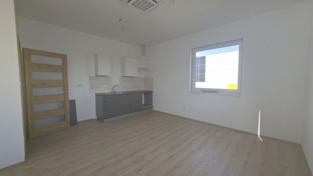 Eladó téglalakás, Miskolcon 79.9 M Ft, 4 szobás