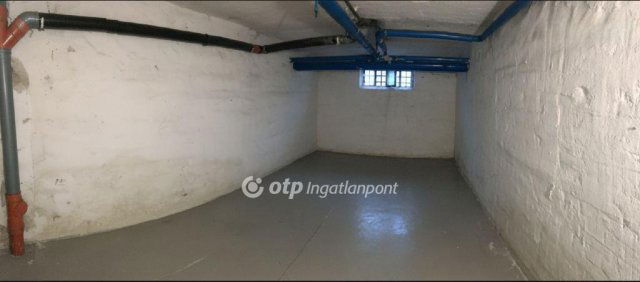 Eladó ipari ingatlan, Budapesten, IX. kerületben 10.9 M Ft