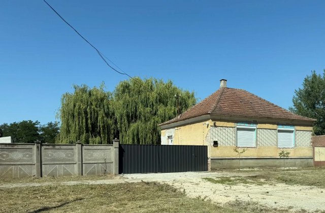Eladó családi ház, Rábatamásin 27 M Ft, 2 szobás