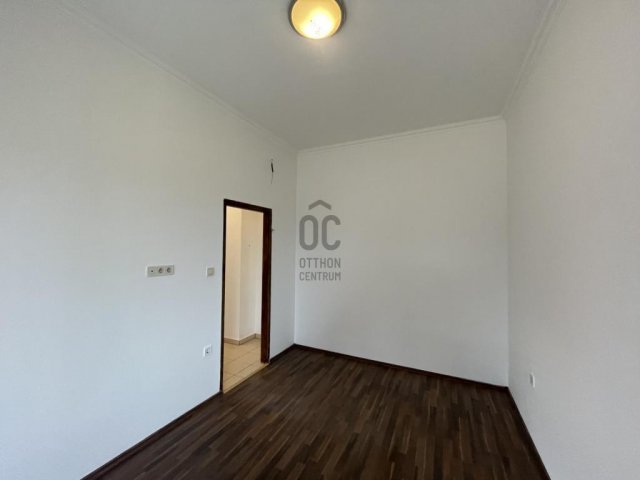 Eladó családi ház, Dunaharasztin 217 M Ft, 3 szobás