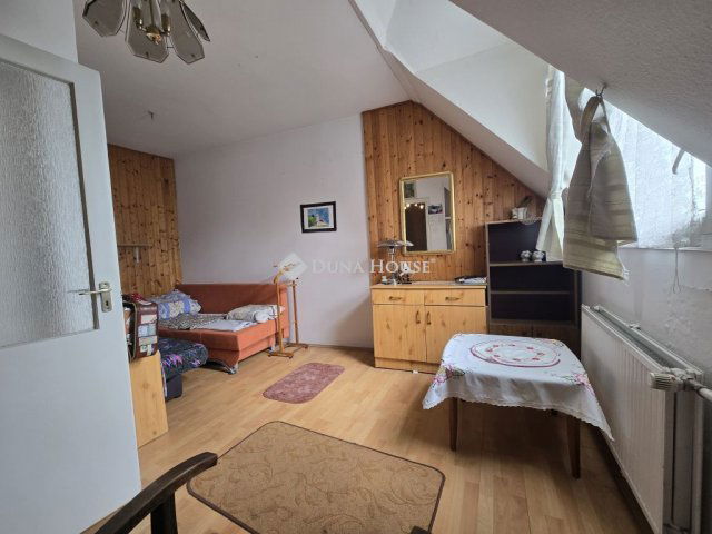 Eladó téglalakás, Pécsett, Kálvária utcában 68.9 M Ft