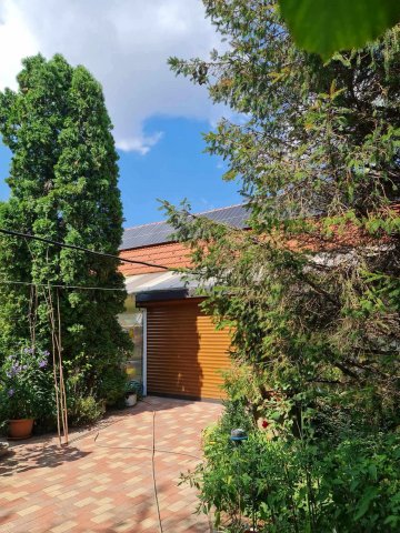 Eladó családi ház, Jászapátiban 65 M Ft, 4+1 szobás