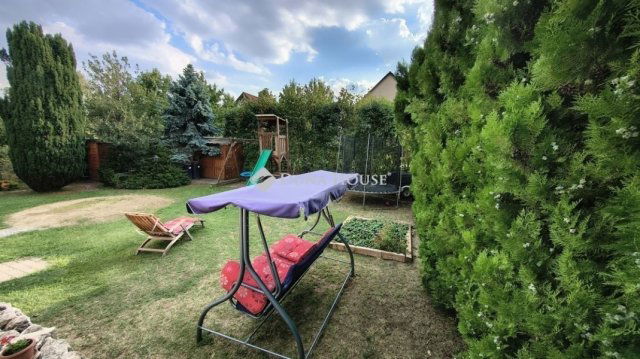 Eladó családi ház, Kistarcsán 170 M Ft, 6 szobás