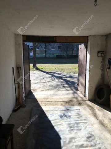 Eladó garázs, Szegeden 10.5 M Ft / költözzbe.hu