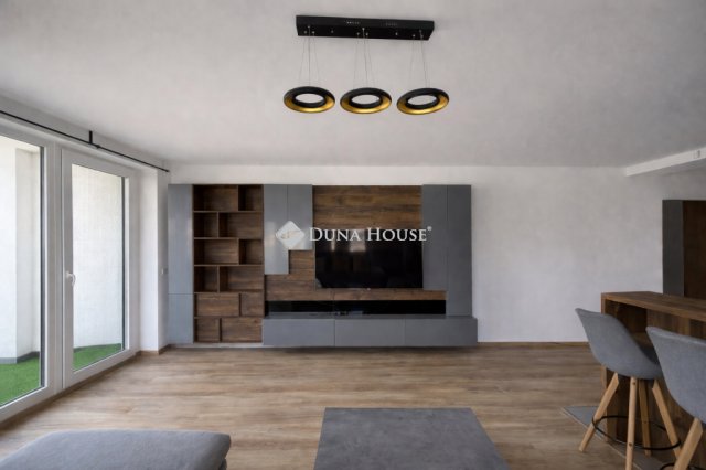 Eladó téglalakás, Budapesten, XIII. kerületben 112 M Ft