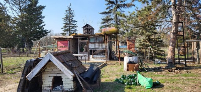 Eladó nyaraló, Cegléden 14.9 M Ft, 1 szobás