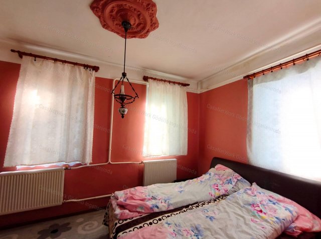 Eladó családi ház, Őrbottyánban 140 M Ft, 4 szobás
