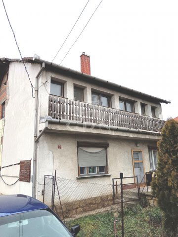 Eladó családi ház, Érden 101.9 M Ft, 4+1 szobás