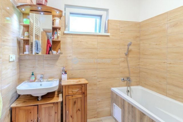 Eladó családi ház, Cserépfaluban 58 M Ft, 4 szobás