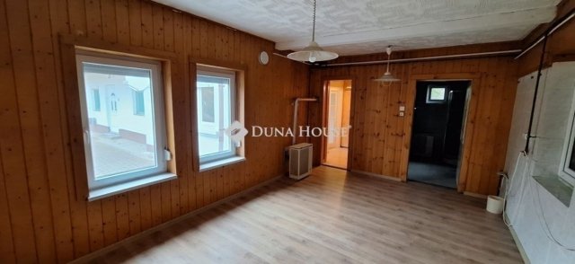 Eladó családi ház, Gödöllőn 89.9 M Ft, 4 szobás