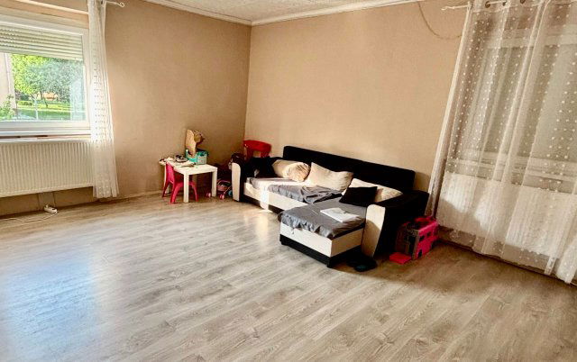 Eladó téglalakás, Mályin 24.4 M Ft, 2 szobás