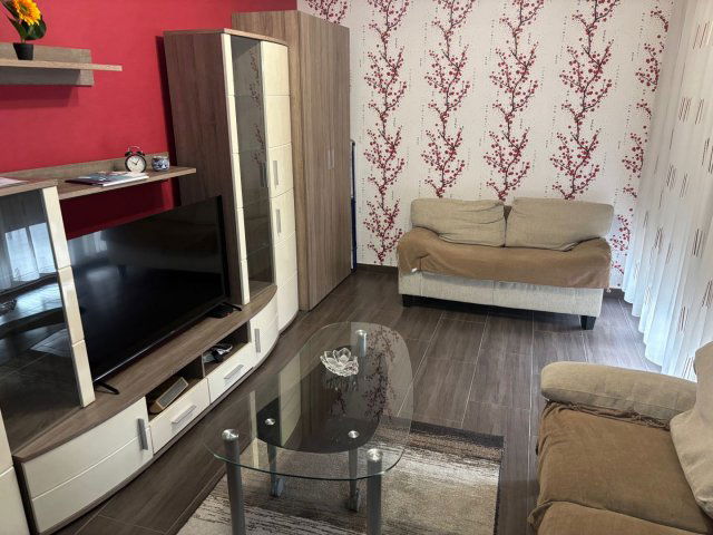 Kiadó téglalakás, albérlet, Debrecenben 250 E Ft / hó, 1 szobás