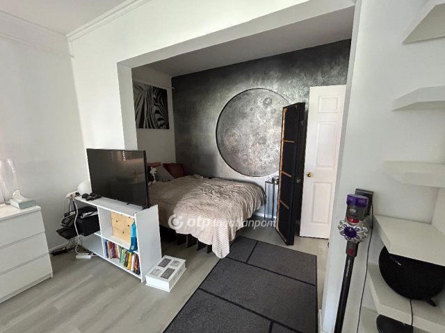 Eladó panellakás, Mosonmagyaróváron 42.5 M Ft, 2 szobás