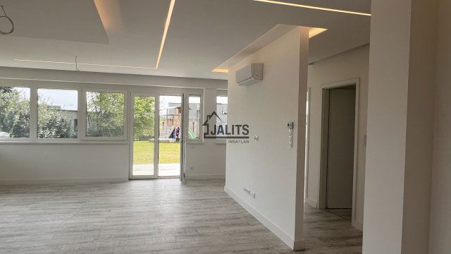 Eladó téglalakás, Budapesten, XI. kerületben 250 M Ft, 5 szobás
