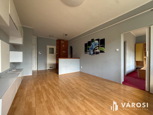 Kiadó téglalakás, albérlet, Salgótarjánban 120 E Ft / hó