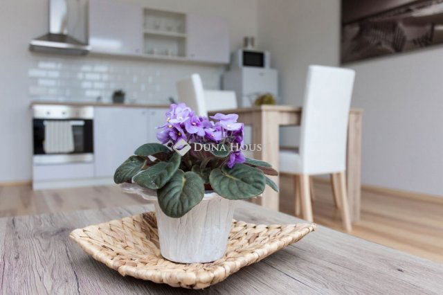 Eladó téglalakás, Budapesten, VII. kerületben 147.9 M Ft