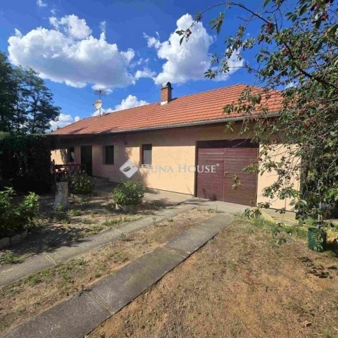 Eladó családi ház, Lajosmizsén 49.9 M Ft, 2 szobás