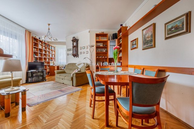 Eladó téglalakás, Budapesten, II. kerületben, Apostol utcában