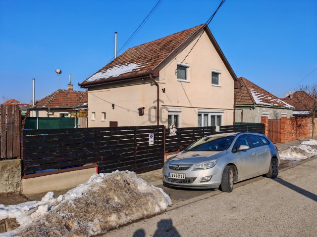 Eladó családi ház, Dunaharasztin 70.5 M Ft, 4 szobás