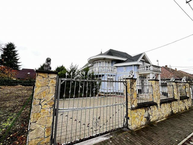 Eladó családi ház, Budapesten, XVI. kerületben 189.9 M Ft