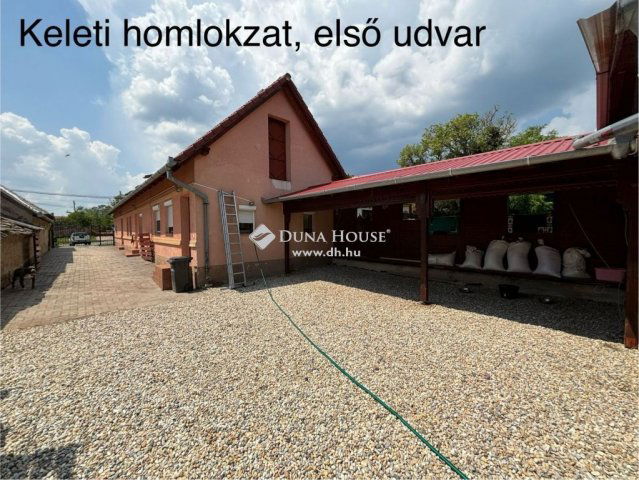 Eladó családi ház, Cserkúton 63 M Ft, 6 szobás