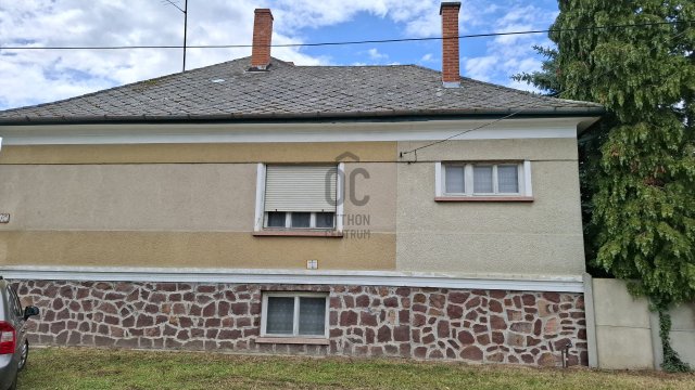 Eladó családi ház, Csepregen 46 M Ft, 3 szobás