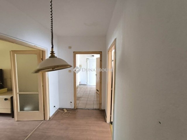 Eladó panellakás, Budapesten, X. kerületben 52.8 M Ft, 2 szobás
