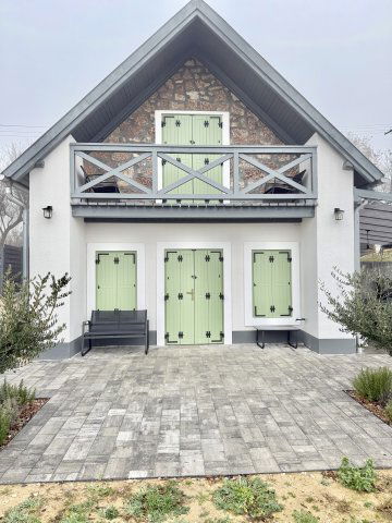 Eladó nyaraló, Balatonakaliban 109 M Ft, 4 szobás